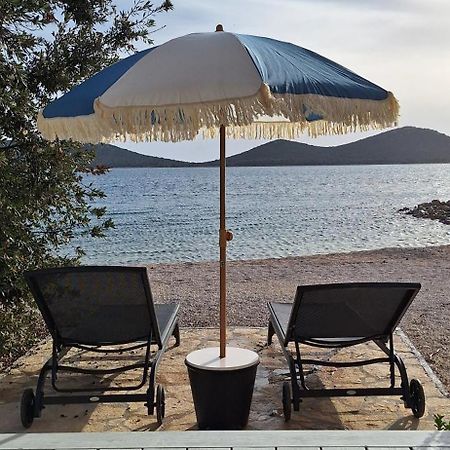 Villa On The Beach باكوشتاني المظهر الخارجي الصورة