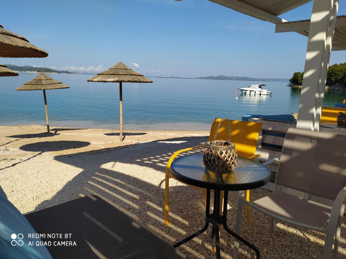 Villa On The Beach باكوشتاني المظهر الخارجي الصورة